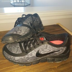 SOLD Nike Free RN